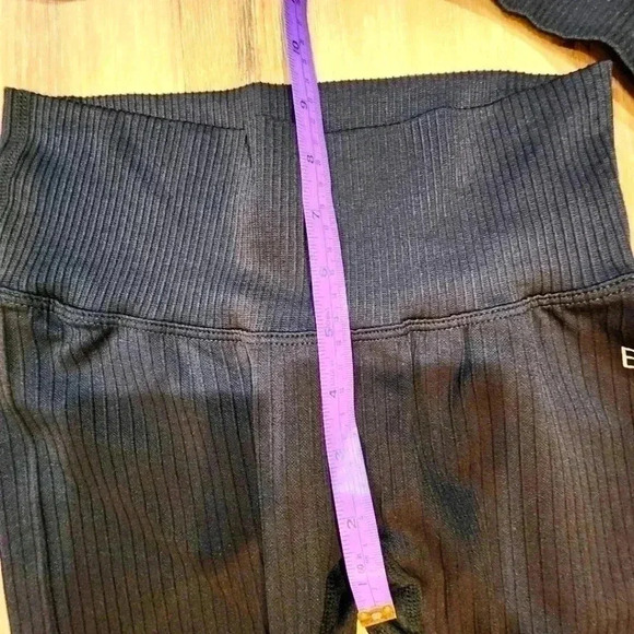 BQ leggings with built-in bra tank 2 PCS set O6.11.250.3 - Picture 6 of 6